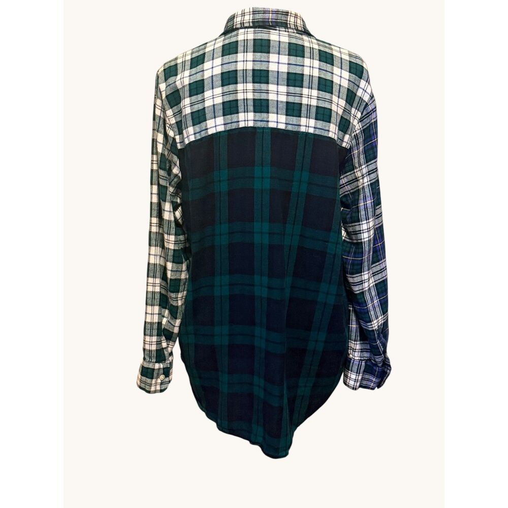 Gap Lightweight Plaid Flannel Button Up